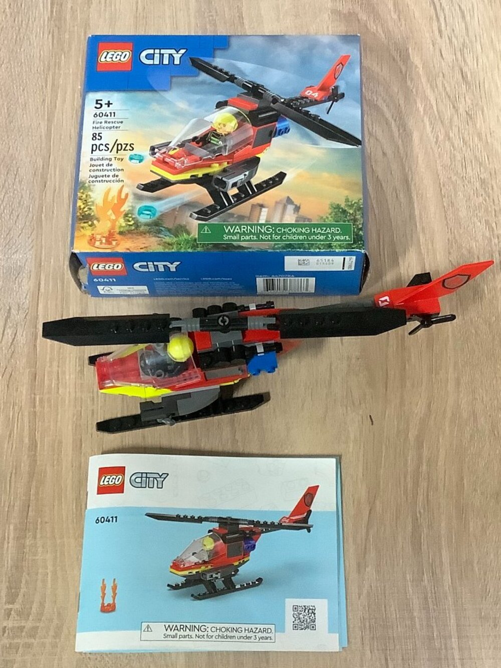 LEGO City Fire Rescue Helicopter 60411 minifigure cty1847 firefighter pilot